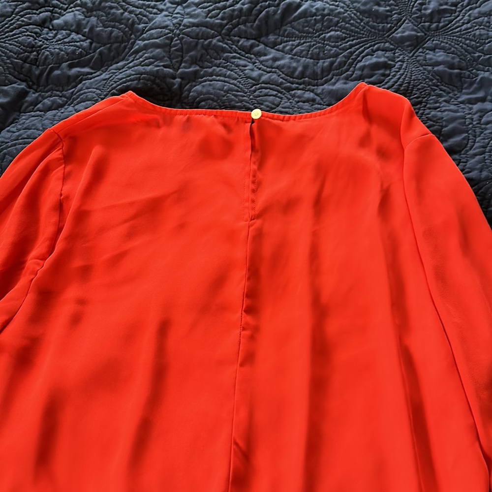 Red flowy blouse - Picture 5 of 5